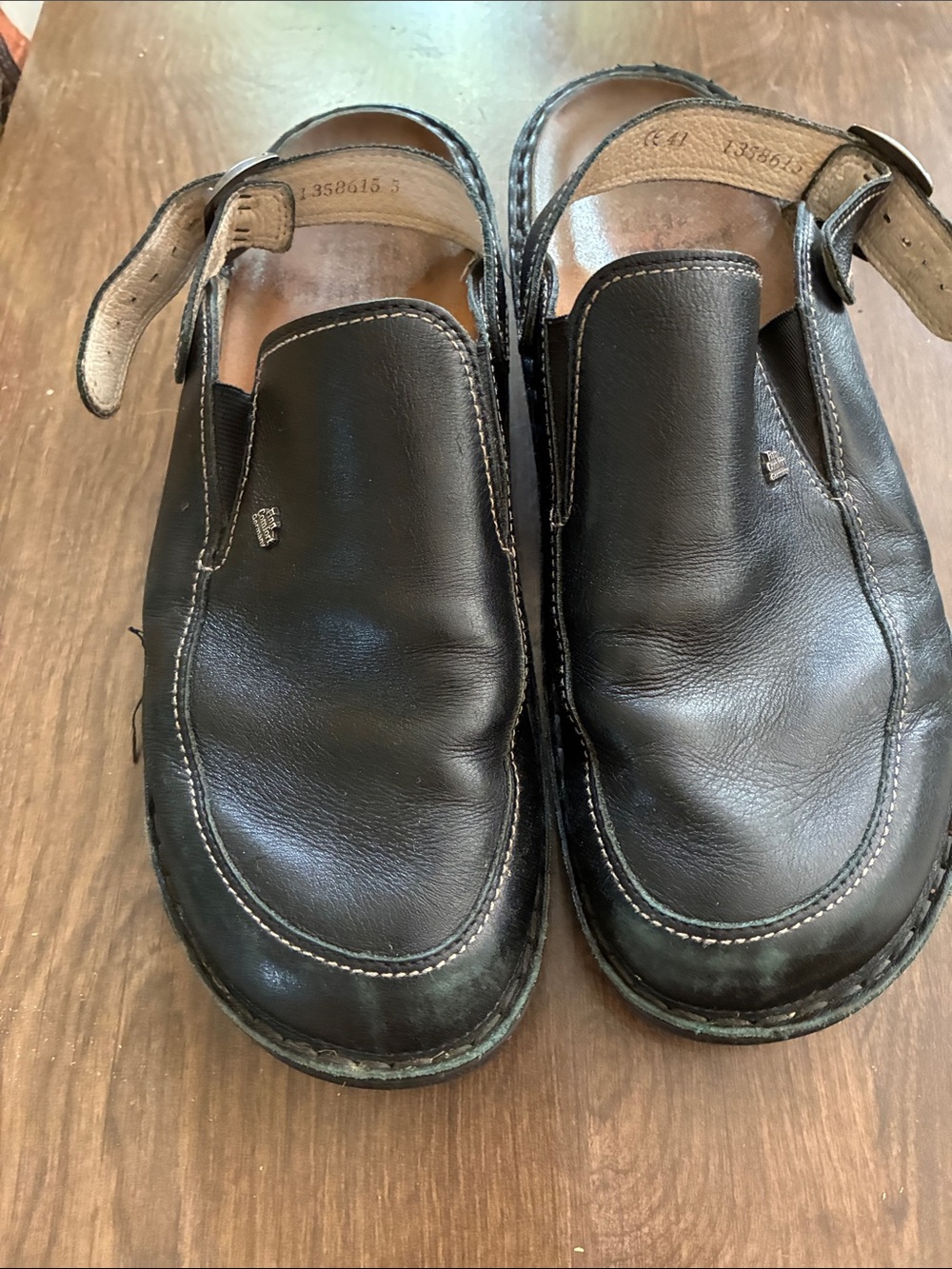 Finn comfort  Black Leather Slip-On Shoes